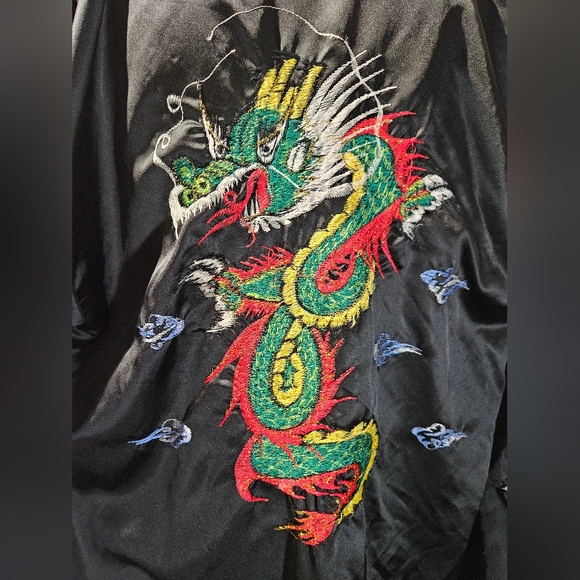 Vintage Dragon Kimono Robe - Picture 2 of 9
